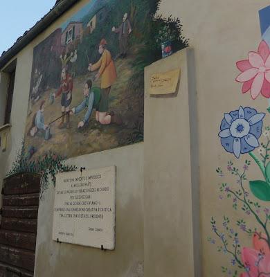 Azzinano - I muri raccontano..... e la festa della lavanda. Azzinano - I muri raccontano..... e la festa della lavanda.