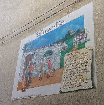 Azzinano - I muri raccontano..... e la festa della lavanda. Azzinano - I muri raccontano..... e la festa della lavanda.