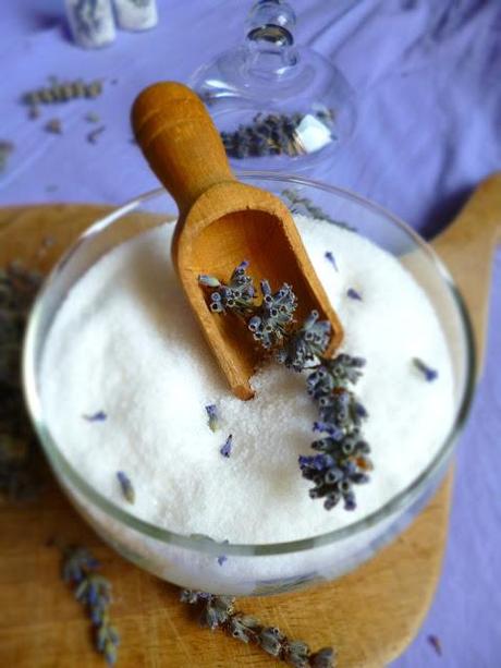 Zucchero profumato alla lavanda