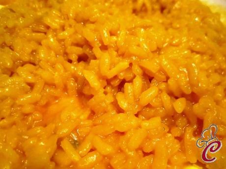 Arancini di riso bianchi al pistacchio: la necessità che dà forma e asseconda un capriccio