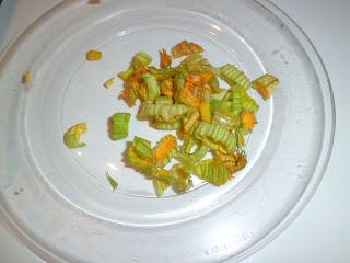 Insalata di Strozzapreti alle zucchine e menta