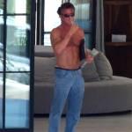 Sean Penn super tonico a Ibiza con la modella Cristina Piaget 09