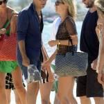 Kate Moss in vacanza a Formentera11