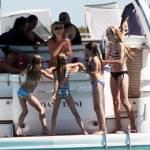 Kate Moss in vacanza a Formentera02