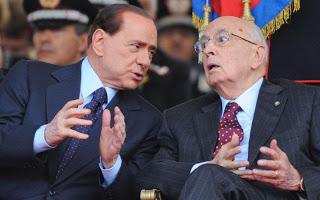 Berlusconi o la Costituzione, chi difende Napolitano?