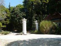 Dal Palazzo Reale di Tatoi all’ennesima vergogna Dal Palazzo Reale di Tatoi all’ennesima vergogna