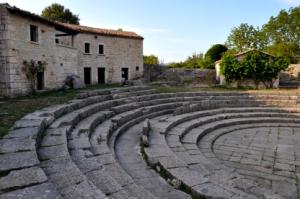 Saepinum, due passi nella città romana di Sepino