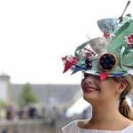 Versilia, sfida di cappelli: a Forte dei Marmi il “Ladies Day”