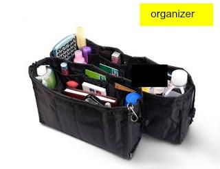 La valigia del social viaggiatore: kit organizzato