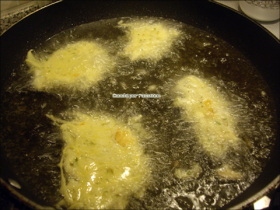 Frittelle di Patate e Scamorza al Rosmarino