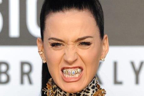 KatyPerryGoldTeeth