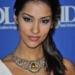 Janina Gavankar: Ricrea il suo trucco in 10 minuti