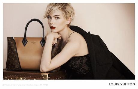 Una sensualissima Michelle Williams per Louis Vuitton