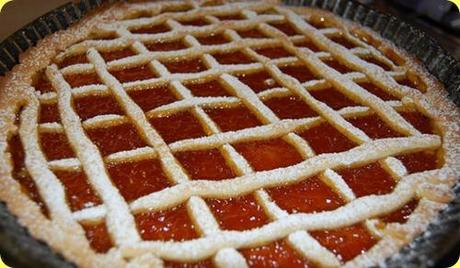 Crostata di pesche e albicocche