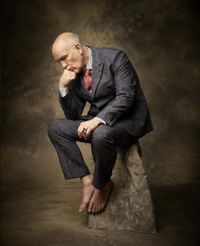 Diavolo di un dandy: John Malkovich ci fa le scarpe!