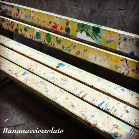 Pontremoli, panchina decorata Pontremoli, panchina decorata