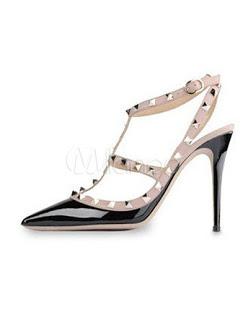 Dream of The Month: Valentino Rockstudded Shoes