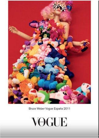Vogue España celebra i suoi 25 anni con una mostra nelle strade di Madrid