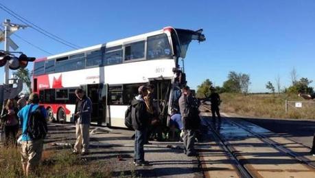 Scontro bus e treno in Canada: diverse vittime C 2 fotogallery 1024858 ImageGallery imageGalleryItem 1 image Scontro bus e treno in Canada: diverse vittime