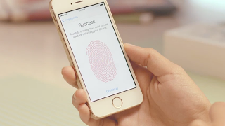Iphone 5 e il sistema d'impronte digitali, ma con le dita tagliate?