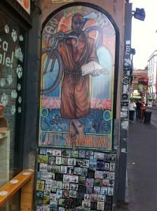 13 Ticinese a Milano: la via più cool d’Italia espone nuovi quadri