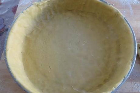 Torta strudel mele, pinoli, uvetta
