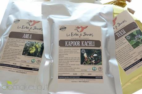 Review Erbe di Janas: Amla, Tulsi e Kapoor Kachli ERBE DI JANAS 01 Review Erbe di Janas: Amla, Tulsi e Kapoor Kachli, foto (C) 2013 Biomakeup.it