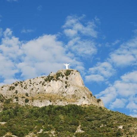 Maratea: la perla della Basilicata risplende tra cielo e mare