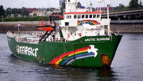 Greenpeace pirata? Attivisti arrestati in Russia