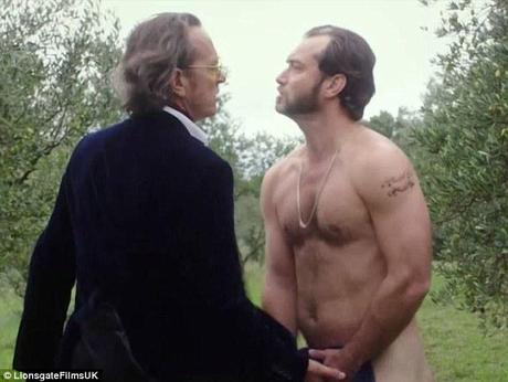 Jude Law completamente nudo sul set di Dom Hemingway jude law nudo