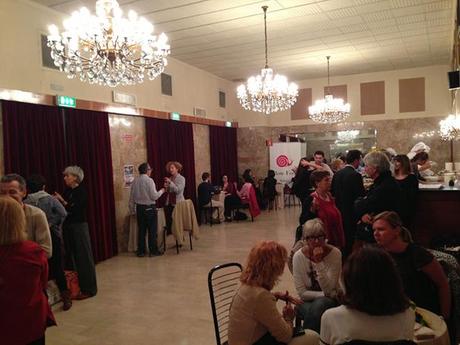 Aperitivo D’Eleonora al Teatro Duse tra spettacolo, cibo e tradizione Aperitivo D'Eleonora