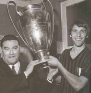 Nereo Rocco e Pierino Prati con la Coppa Campioni 1969