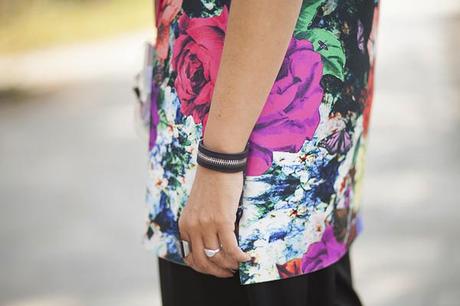 MFW 2013 | Look on the bright side! Smilingischic, fashion blog, MFW, milan fashion week, street style, outfit, Look the bright side , flowers, sunglasses specktre, Gaelle Bonheur Paris,