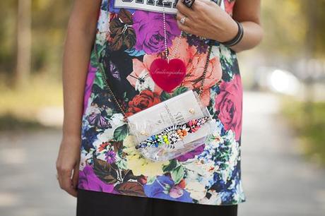 MFW 2013 | Look on the bright side! Smilingischic, fashion blog, MFW, milan fashion week, street style, outfit, Look the bright side , flowers, sunglasses specktre, Gaelle Bonheur Paris,