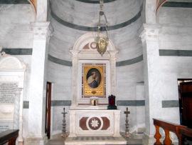 Viareggio - Villa Borbone - Interno della Chiesa