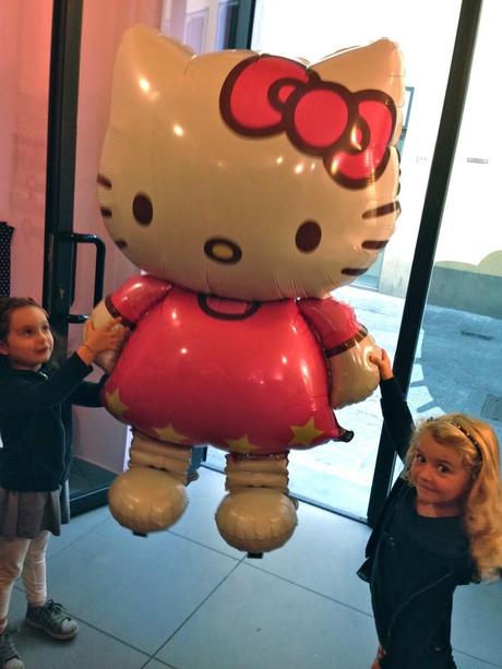 Nuovo TEMPORARY STORE HELLO KITTY BY CAMOMILLA! IMG_2248