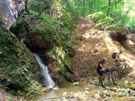 Raid Experience 2013 ovvero...pantagruelica, ciclistica fame Raid Experience 2013 ovvero...pantagruelica, ciclistica fame