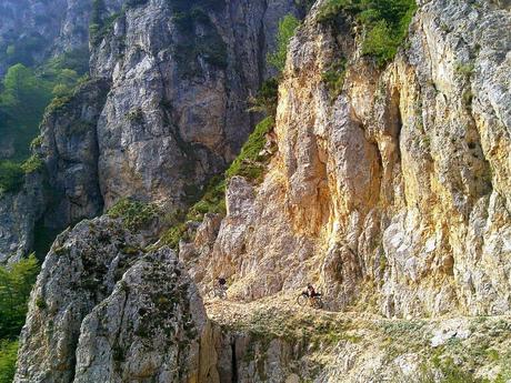 Raid Experience 2013 ovvero...pantagruelica, ciclistica fame Raid Experience 2013 ovvero...pantagruelica, ciclistica fame