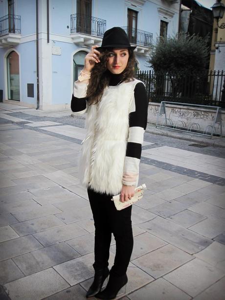 A fur gilet for a crazy weather
