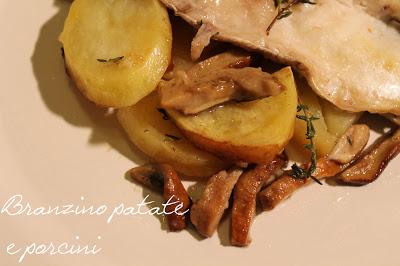 Branzino al forno con patate e funghi porcini