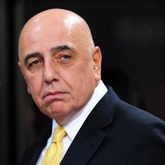 Squalifica Milan: Galliani imbufalito, ultras arrabbiati e Napoletani solidali