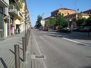 Quella pasticciata pavimentazione di Via Abate Zani Quella pasticciata pavimentazione di Via Abate Zani