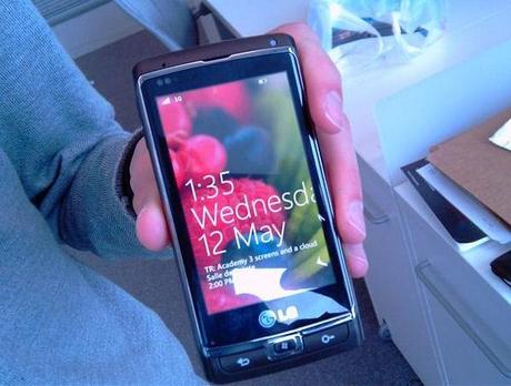 LG presenta Panther, lo smartphone con Windows Phone 7