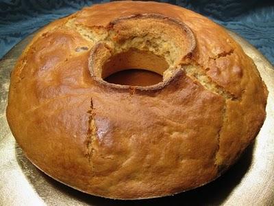 Ciambella con fichi e uvetta