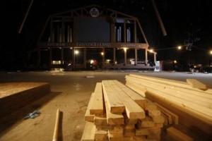 Il palco e l'auditorio della Grand Ole Opry dopo l'alluvione