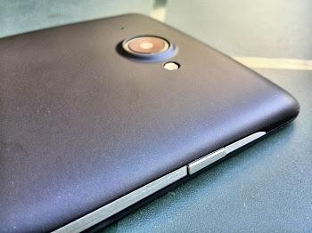 Acer Liquid S1: una serie di nostri scatti lo immortalano da ogni angolazione IMG_20131002_180030.jpg