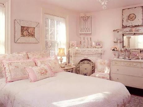 RMS-vintagerosecollection_shabby-chic-pink-bedroom-feminine-floral_s4x3_lg