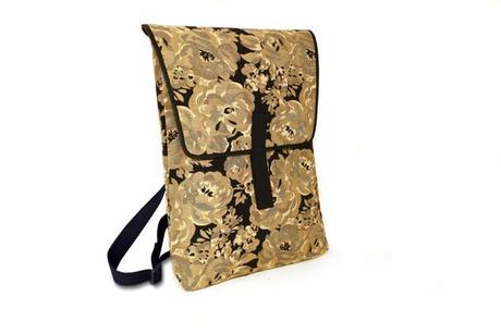 pijama_backpack_sofa_flower black