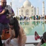 India, Miss Universo Olivia Culpo posa per spot al Taj Mahal03