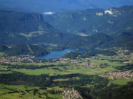 Bledske-kremsnite, le paste alla crema di Bled (Slovenia)